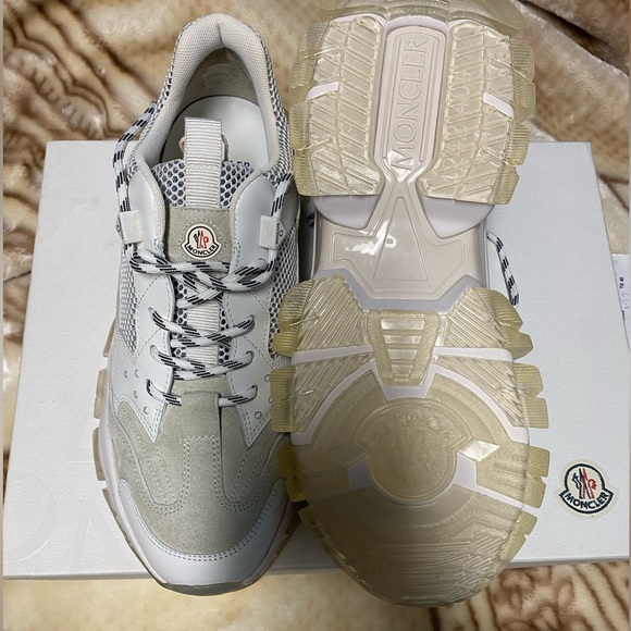 Moncler - Picture 6 of 14